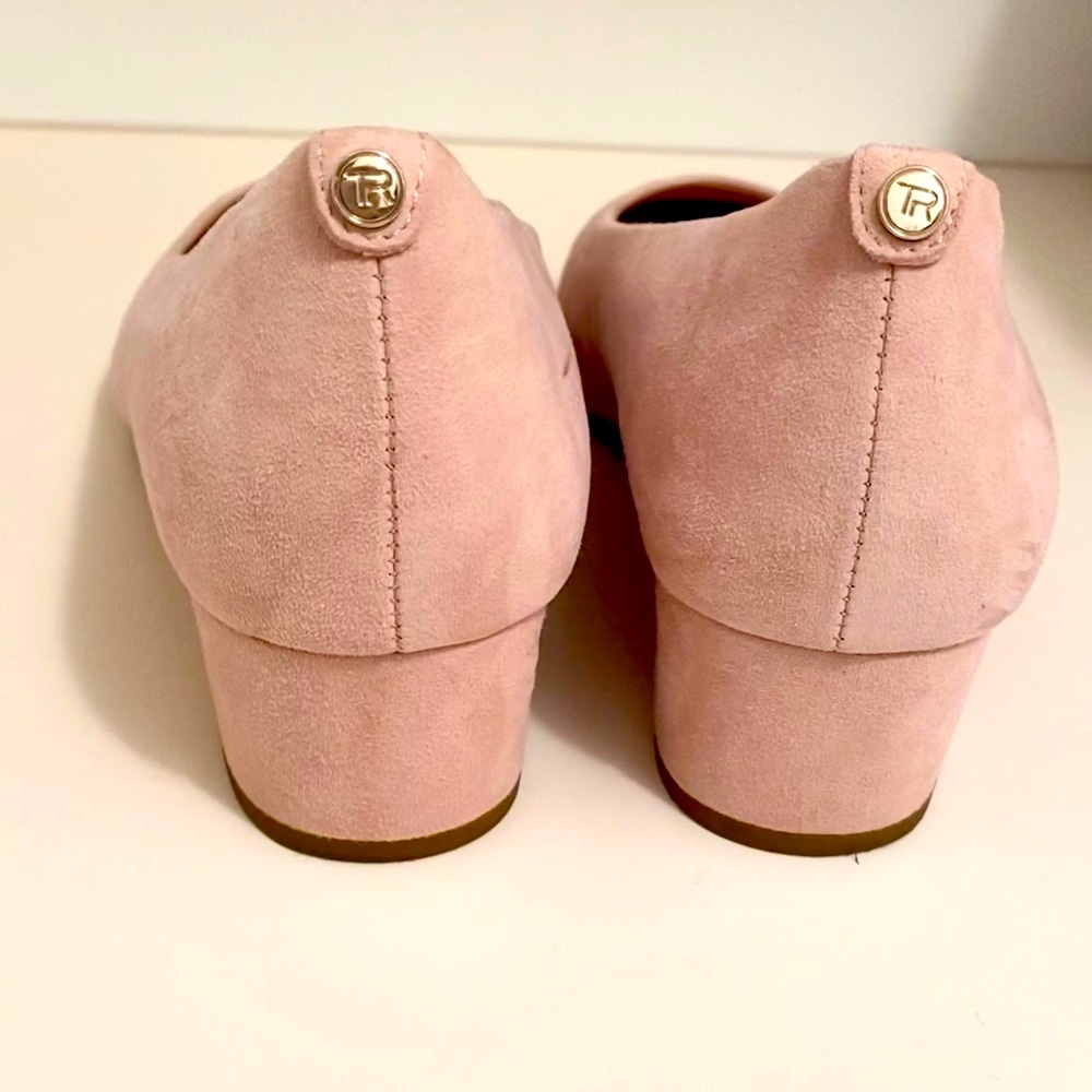 Taryn Rose Pumps - Picture 3 of 5